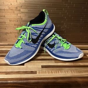 Nike Flyknit One sneakers
